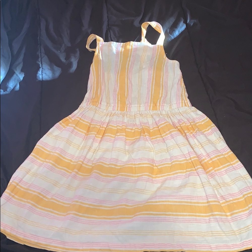 Girls dress